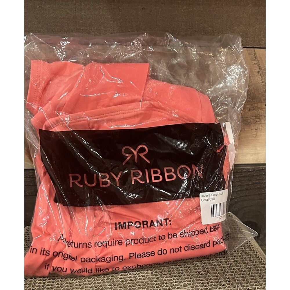 NWT Ruby Ribbon Coral Riviera Flattering Slimming Swimsuit Size 10‎